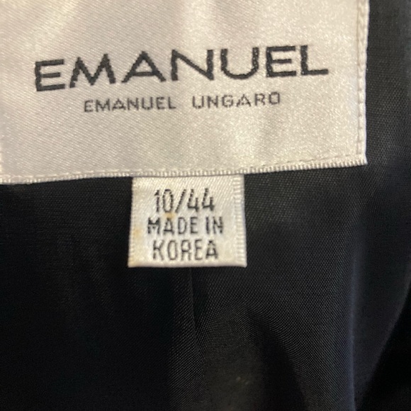 Vintage Emanuel Ungaro classic black blazer - Picture 7 of 8